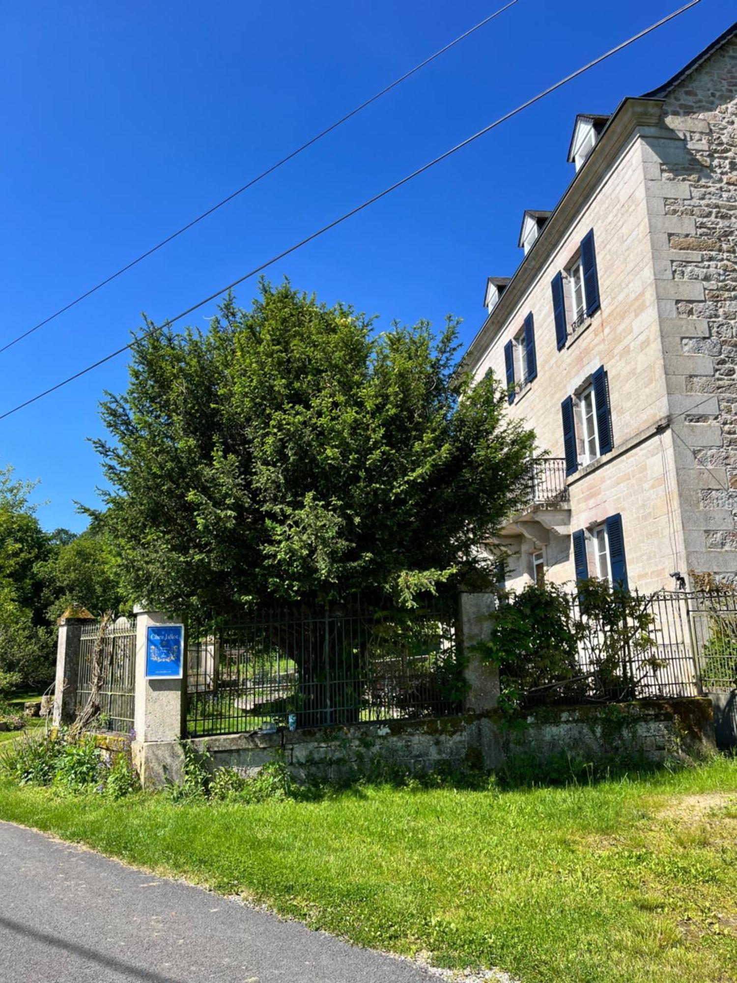 Chez Jallot Bed & Breakfast